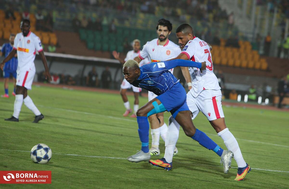 در حاشیه دیدار استقلال - المحرق