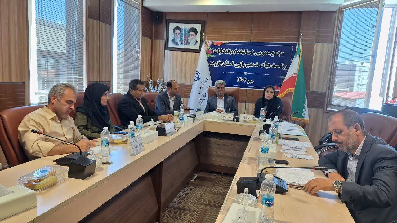 پاکدامن: برای تجهیز سالن شمشیربازی قزوین 500 میلیون تومان اختصاص داده می شود