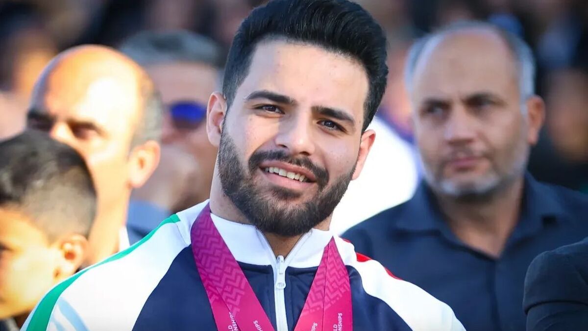 معتمدی: سده لنجان پایتخت وزنه‌برداری ایران است