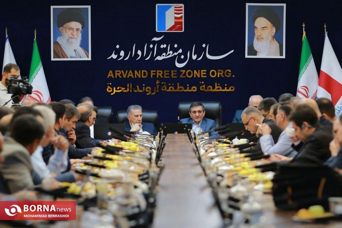 نشست هم اندیشی رییس اتاق ایران و تجار در اروند