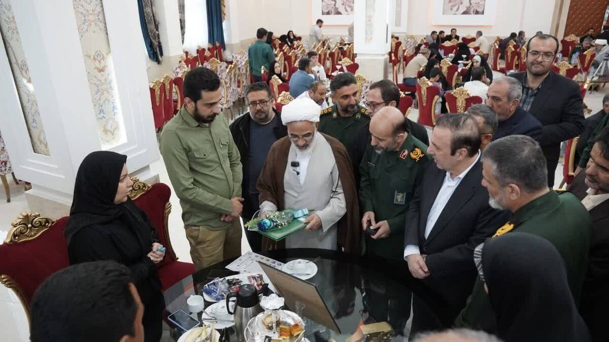 حضور استاندار قزوین در مراسم تجلیل از خانواده شهدای جنگ ۱۲روزه 