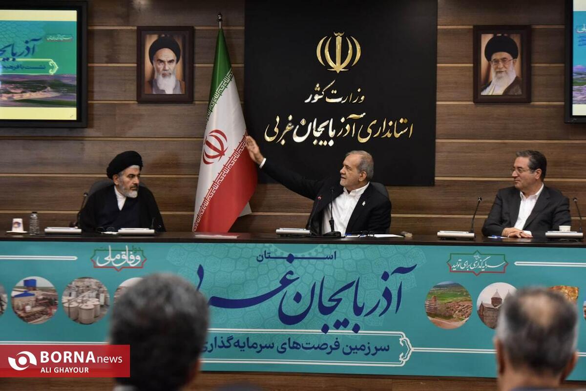 پزشکیان:مشکلات کشور با کمک نخبگان قابل حل است