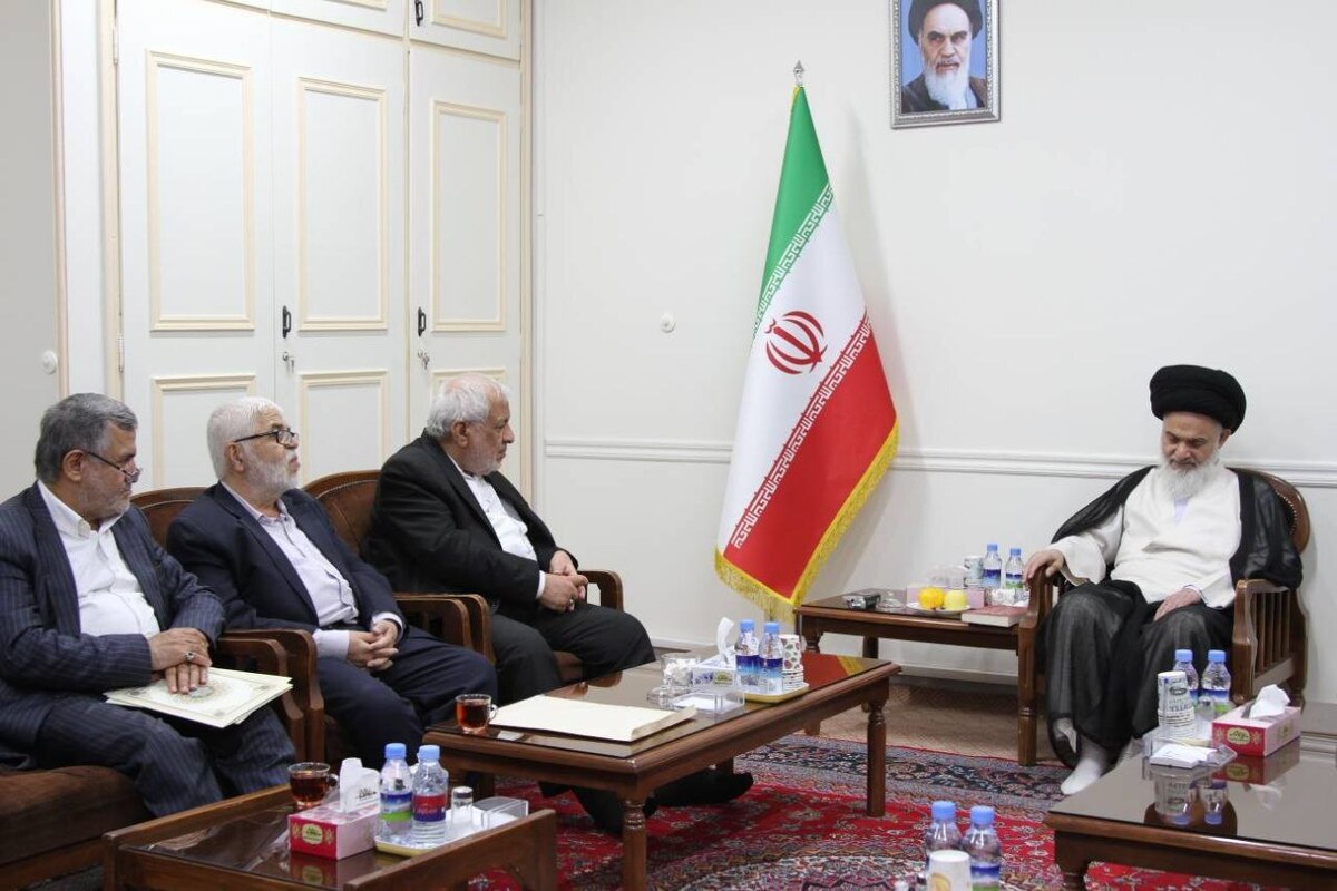 دیدار دبیر کل حزب موتلفه اسلامی با رییس جامعه مدرسین حوزه علمیه قم و دبیر کل جامعه روحانیت  مبارز