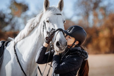 سوارکار نونهالی که می خواهد جهانی شود/ دلسا طاهرخانی سوارکاری که می تواند مدال آور شود سوارکار نونهالی که می خواهد جهانی شود/ دلسا طاهرخانی سوارکاری که می تواند مدال آور شود