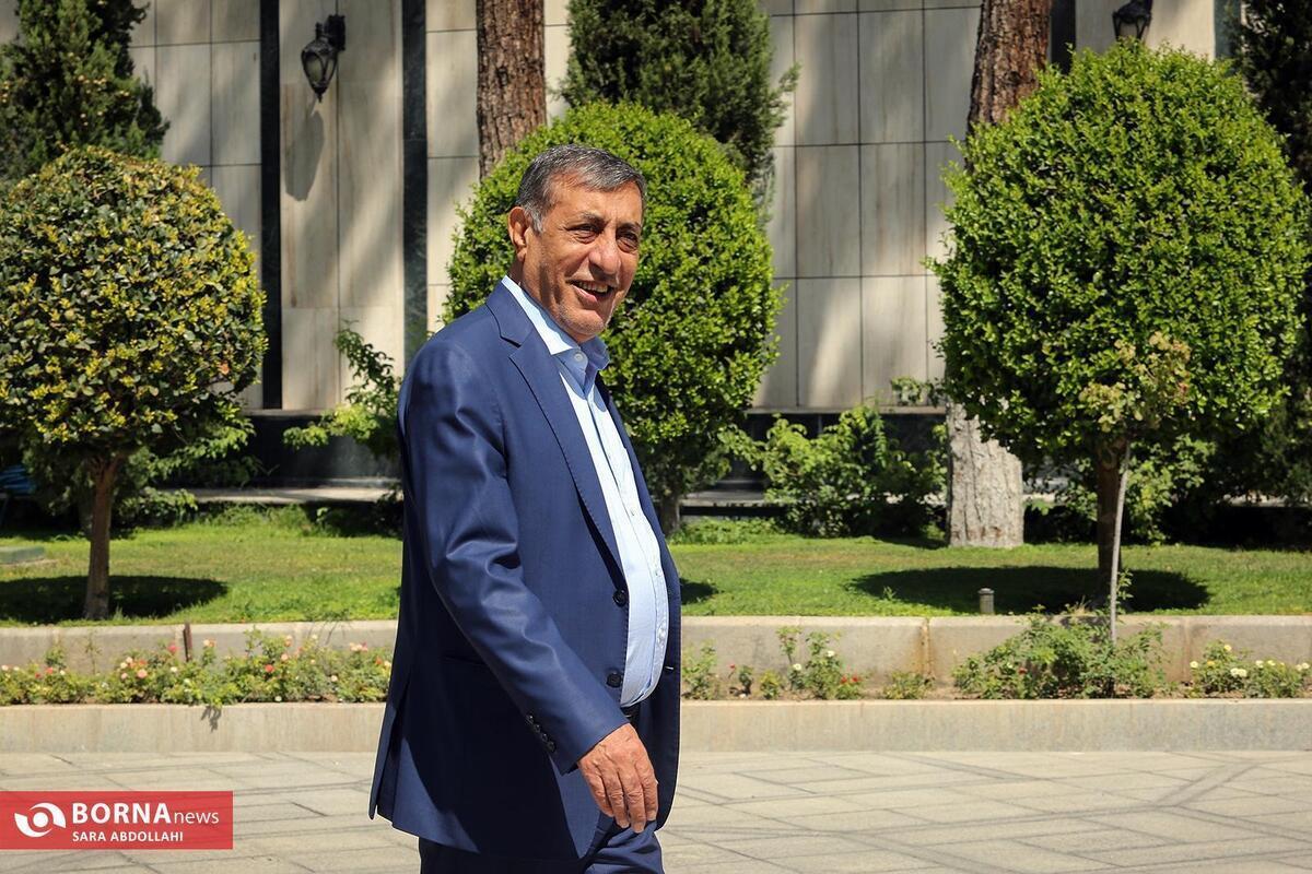 توسعه انرژی خورشیدی با ظرفیت ۲ هزار و ۵۰۰ مگاوات در کشور /با اصلاح الگوی کشت می‌توانیم کمبود آب را جبران کنیم