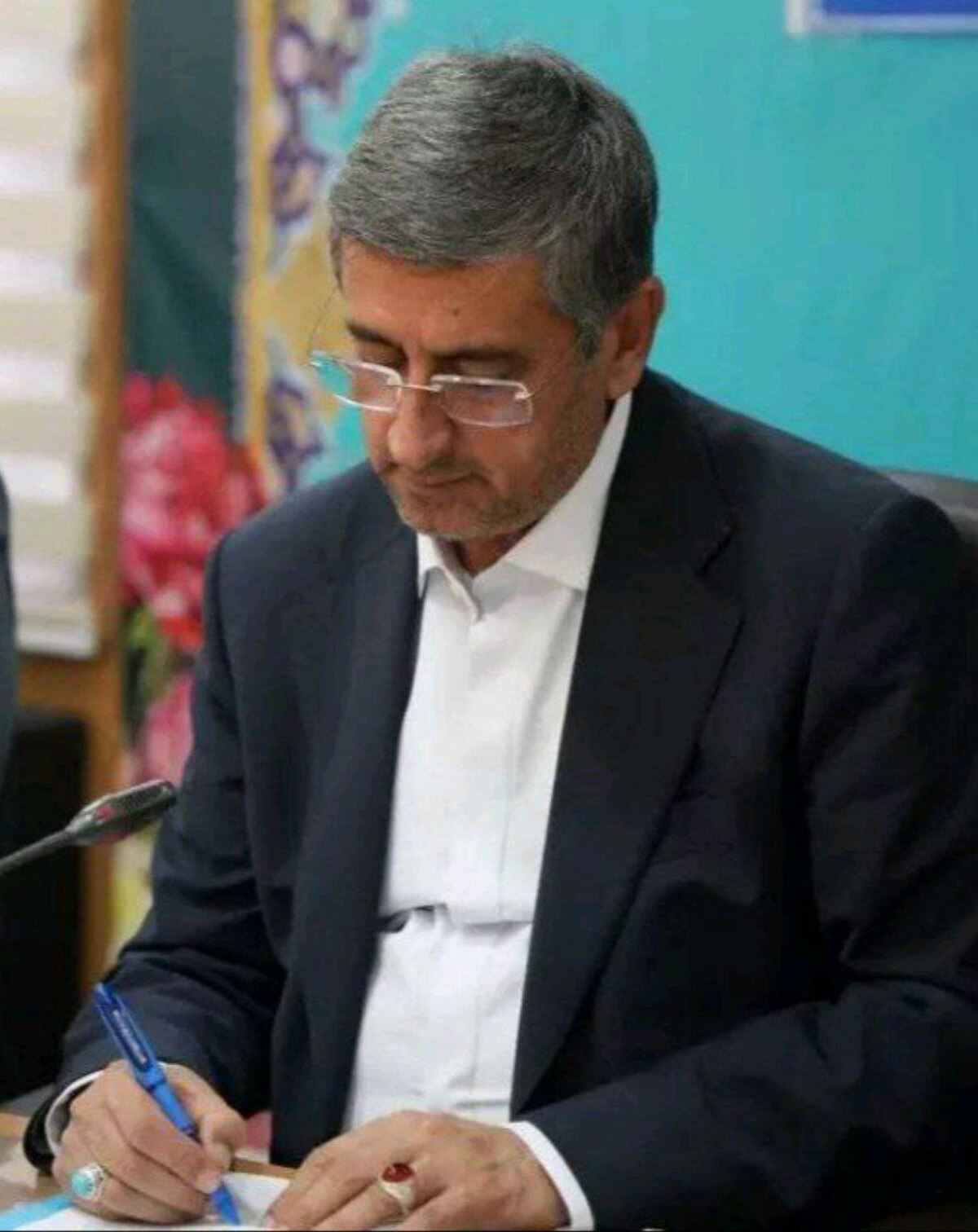 استاندار لرستان: لرستان یکی از بزرگترین تولیدکنندگان کود شیمایی در کشور  خواهد شد