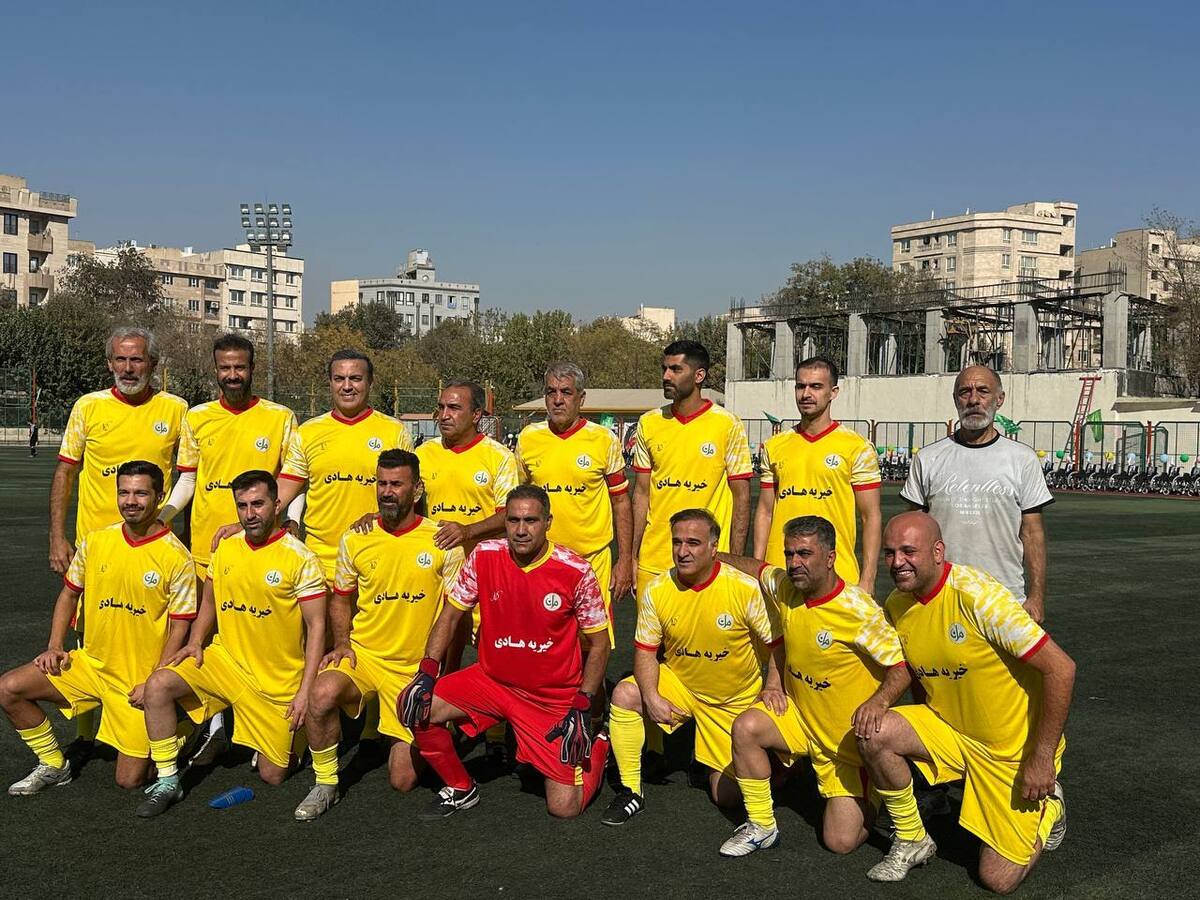 اهدای ۱۱۰ ویلچر به توان یابان توسط ستاره‌های فوتبال