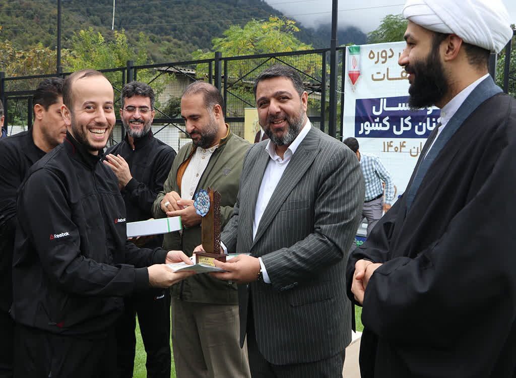 نائب‌قهرمانی گیلان در چهارمین دوره مسابقه‌های فوتسال کانون / عنوان «آقای‌گل» به گیلانی‌ها رسید