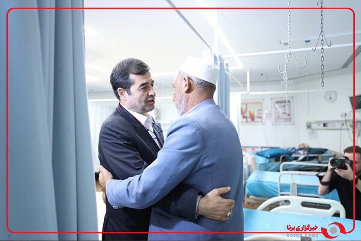 عیادت وزیر ورزش از صابر کاظمی قهرمان والیبال