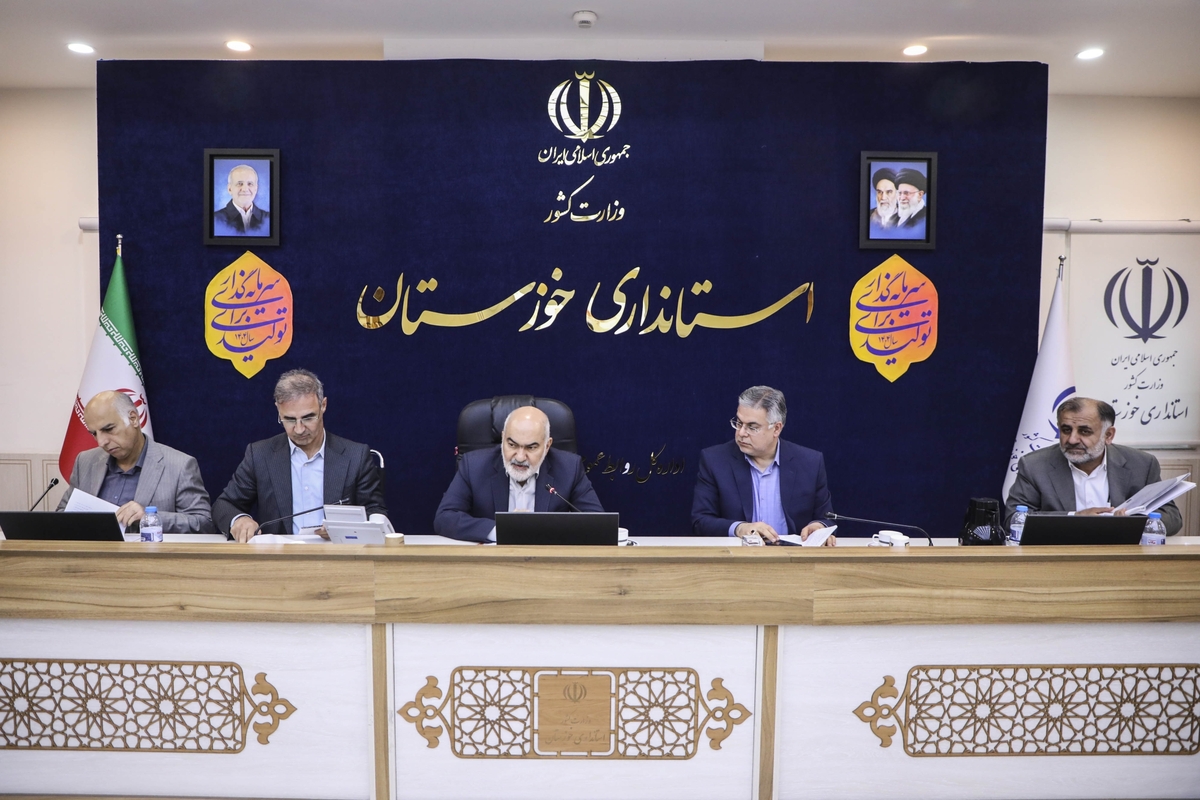 هشدار استاندار خوزستان درباره کاهش ۶۰ درصدی ذخایر آبی تالاب‌ها / لزوم اقدام فوری عراق برای حل معضل حریق و دود هورالعظیم / سلامت مردم خوزستان به خطر افتاده است