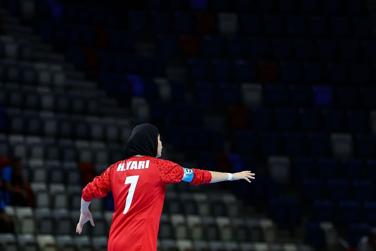 کاپیتان تیم ملی فوتسال: قهرمانی در بازی های آسیایی بحرین را همه به دختران ایران تقدیم می‌کنم