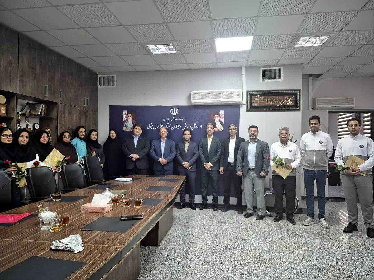 تجلیل از مدال‌آوران کورن‌هول خراسان جنوبی در رقابت‌های کشوری