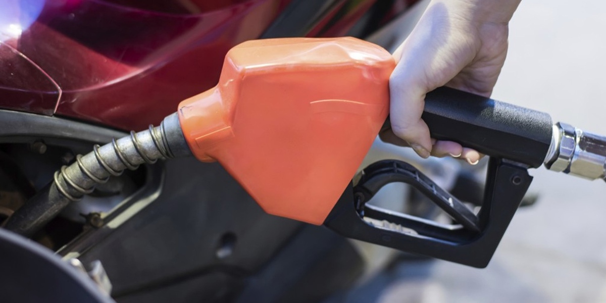 مصرف ۱,۱۱۳,۳۰۰,۰۰۰,۰۰۰ تومان بنزین در موتورسیکلت‌ها