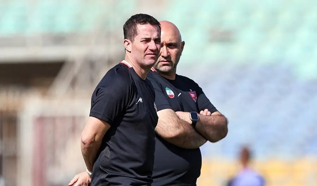 مجوز پزشکی مربیان پرسپولیس صادر شد