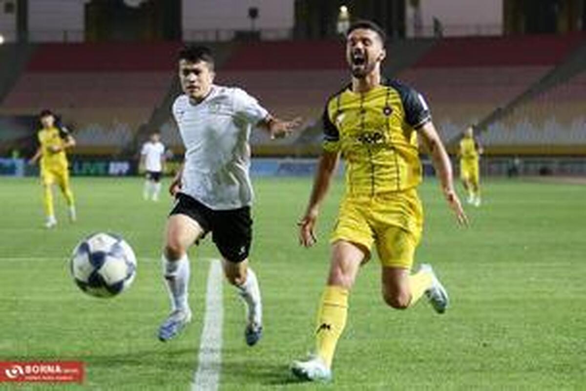 نبرد دوباره سپاهان و آخال در نقش جهان