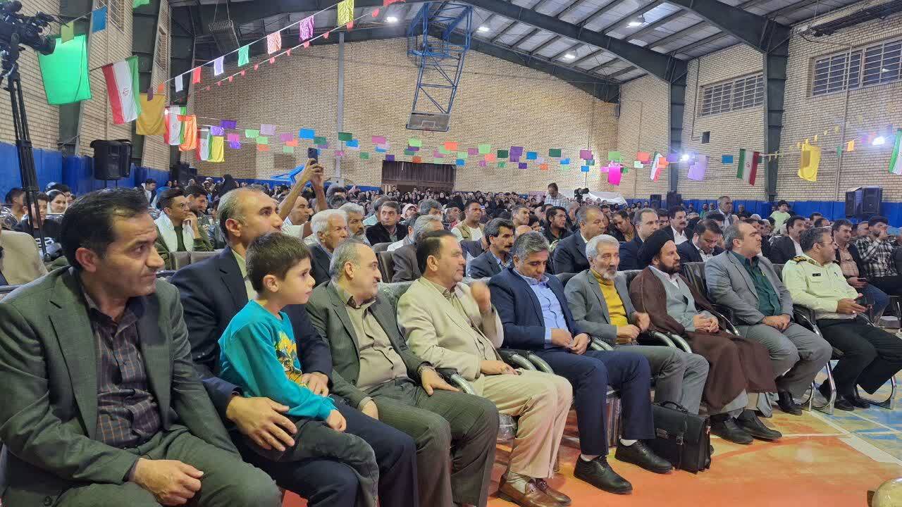 برگزاری جشنواره بزرگداشت روز آوج درکاروانسرای شاه‌عباسی