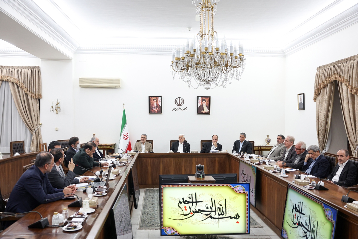 عارف: تامین امنیت غذایی از مهمترین راهبردهای دولت است