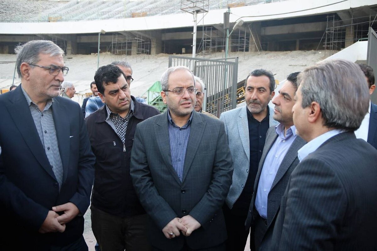 مسئولان سازمان برنامه و بودجه پی گیر روند پروژه بازسازی ورزشگاه آزادی