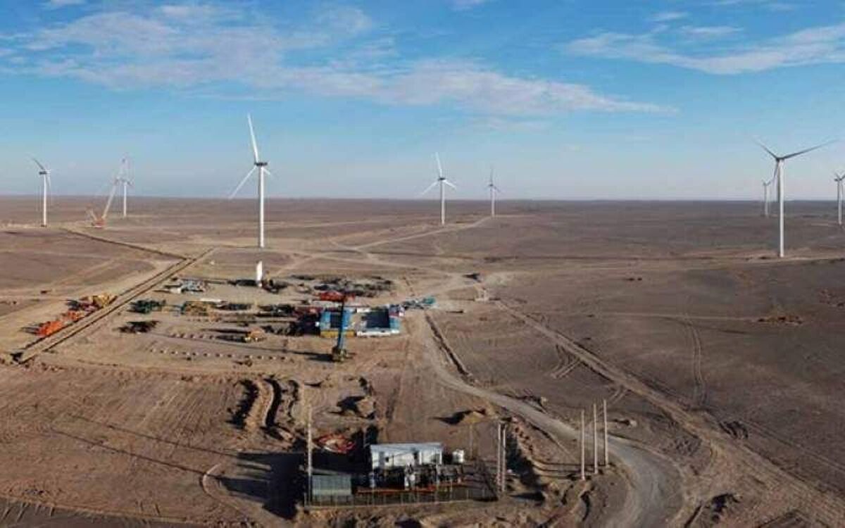 از طوفان تا توان؛ بادهای سیستان در خدمت برق پاک کشور