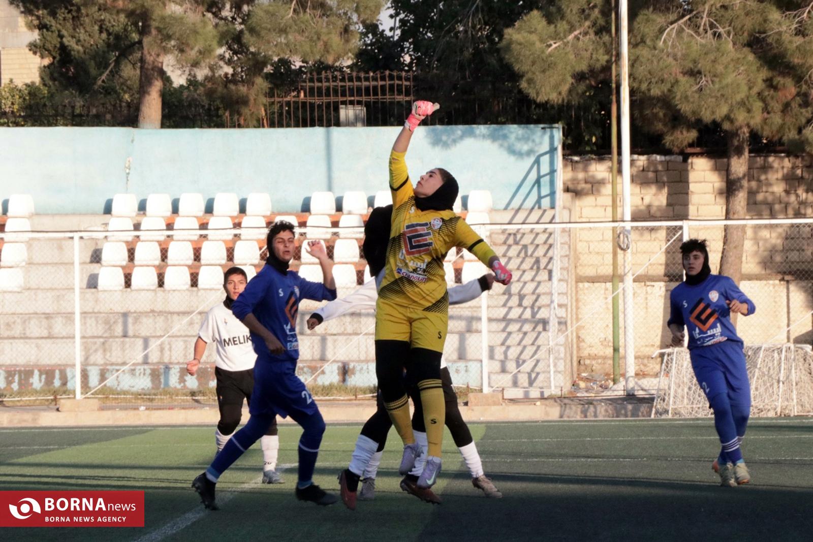 شکست خانگی بانوان فارسی در مقابل ایستا البرز