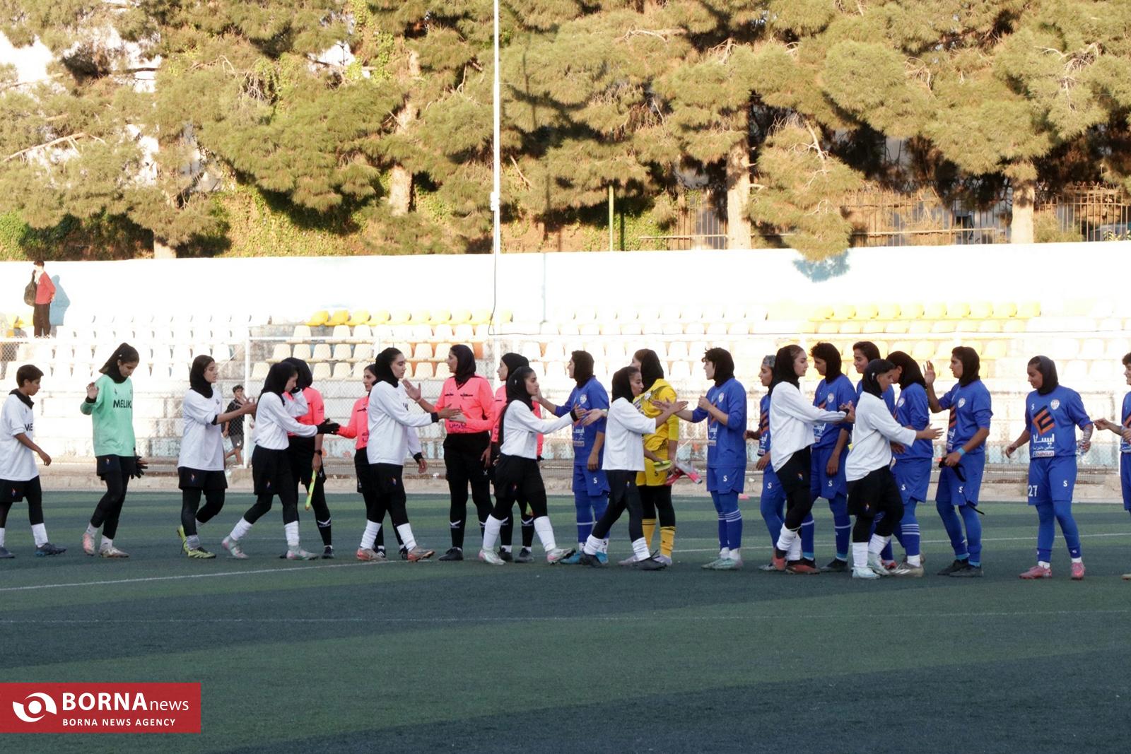 شکست خانگی بانوان فارسی در مقابل ایستا البرز