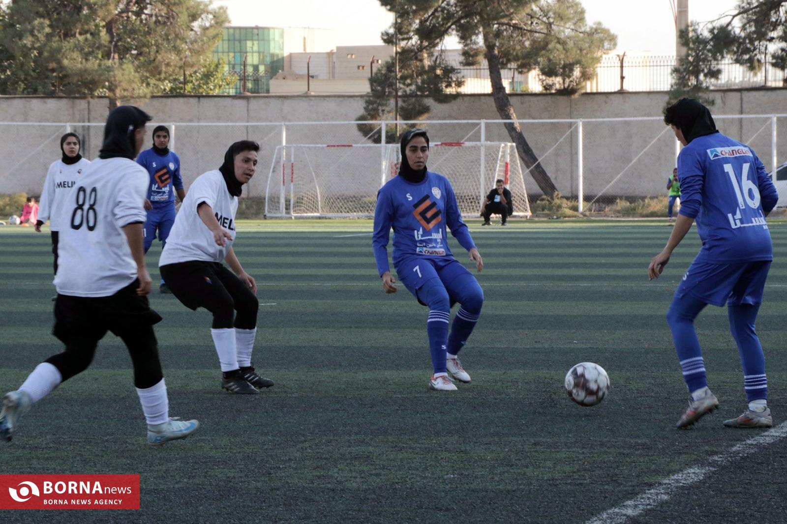 شکست خانگی بانوان فارسی در مقابل ایستا البرز