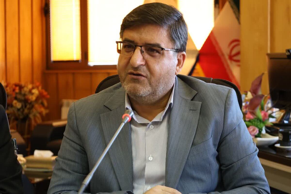 استاندار چهارمحال و بختیاری: توسعه علمی و اقتصادی استان بدون بهره‌گیری از ظرفیت‌های هوش مصنوعی ممکن نیست