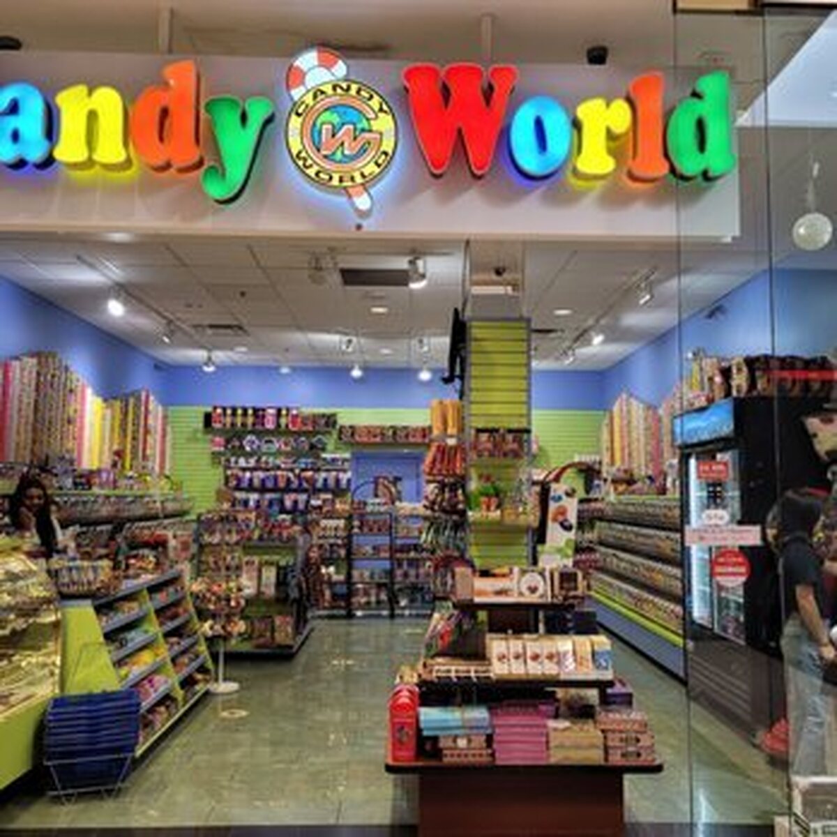 به مناسبت روز جهانی آب‌نبات؛ آب‌نبات وسوسه‌ای که زمان نمی‌شناسد