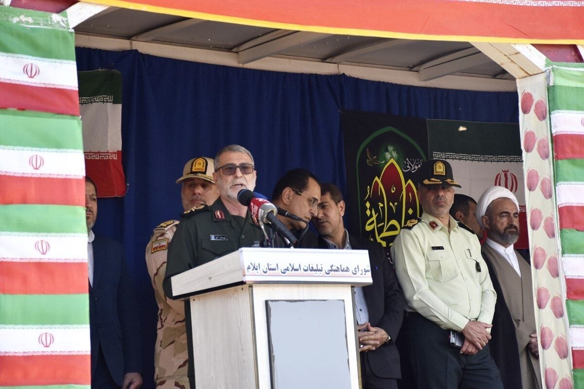 اتحاد و بصیرت، رمز پیروزی ملت در برابر استکبار است 