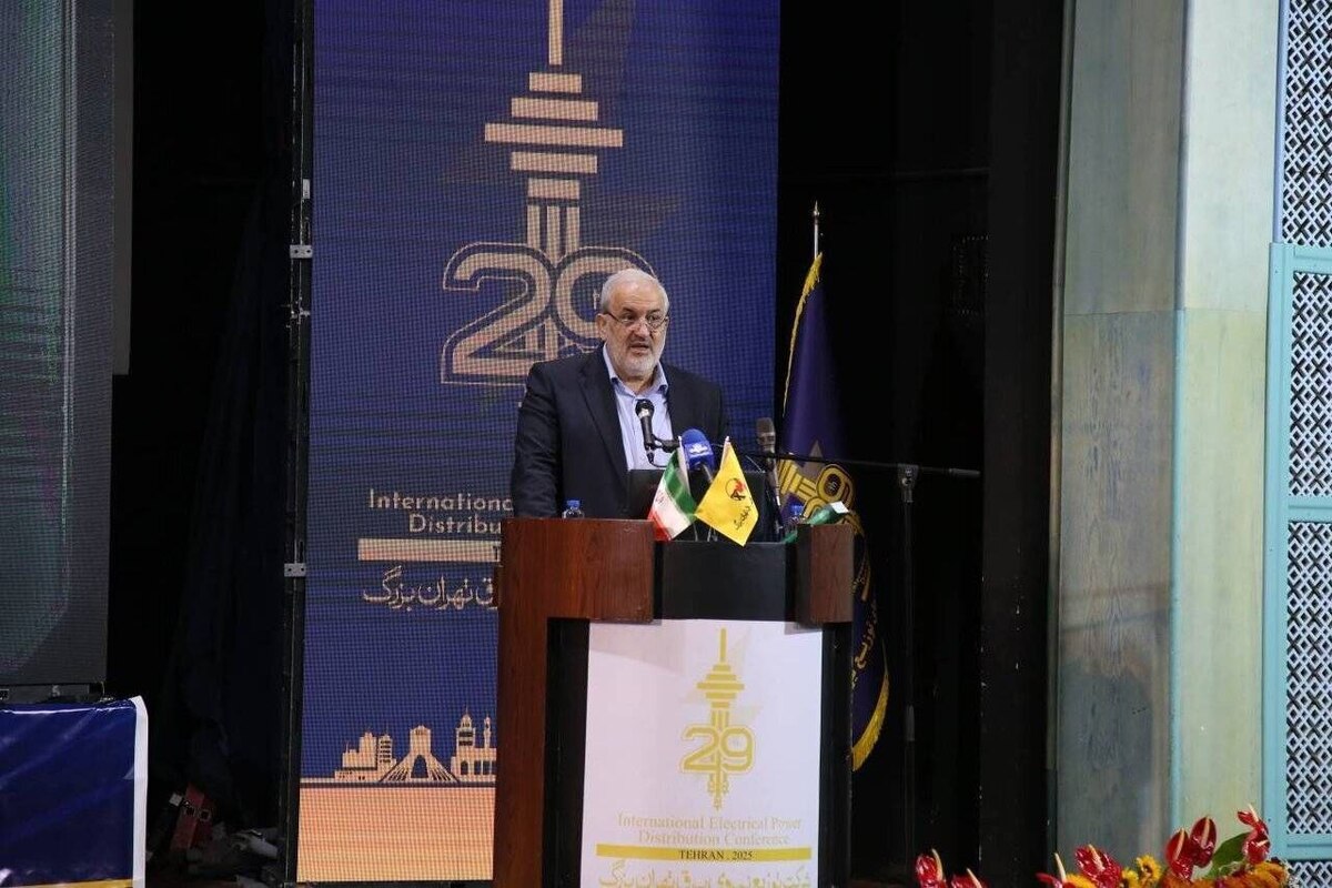 تاکید وزیر نیرو بر توانمندی فنی و مهندسی کشور در حوزه برق/ ۳ هزار مگاوات ذخیره‌ساز برق وارد مدار می‌شود