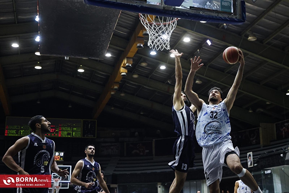 دیدار تیم های بسکتبال استقلال - پایش پارت