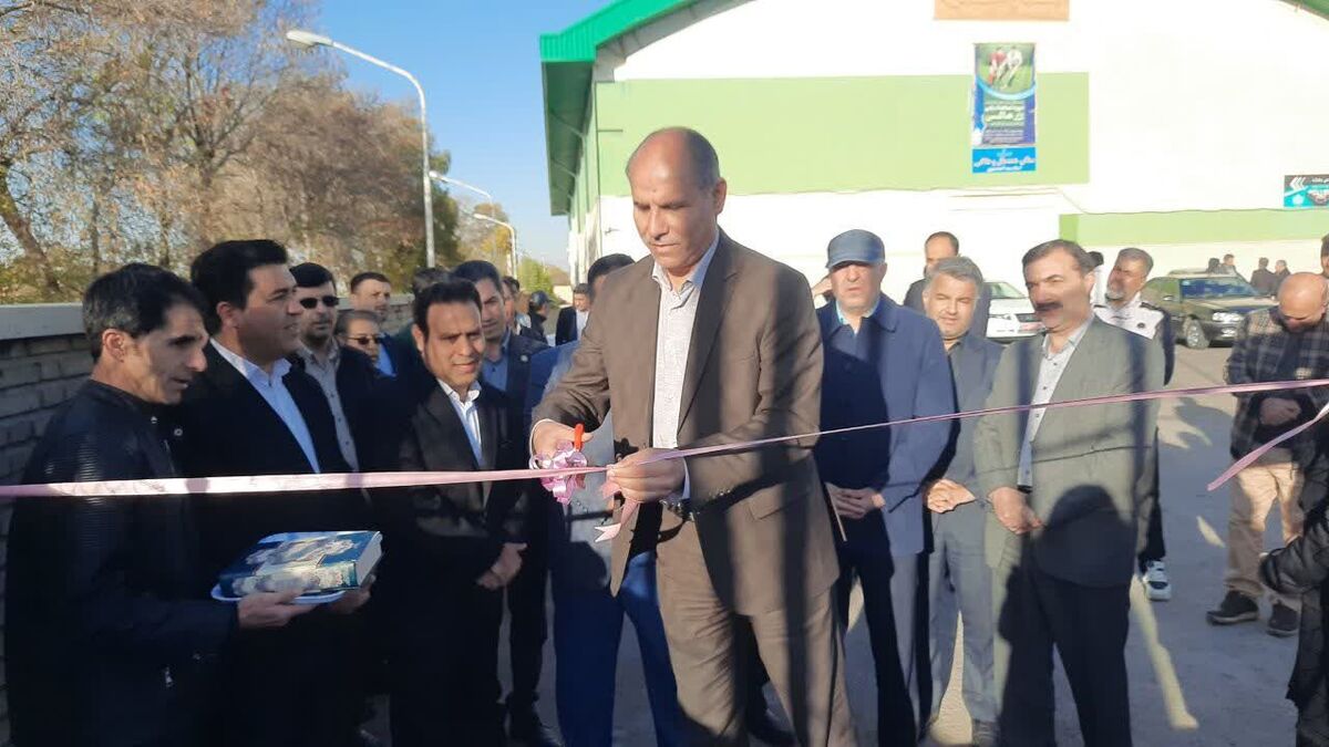 بهره برداری از سه طرح ورزشی در زنجان