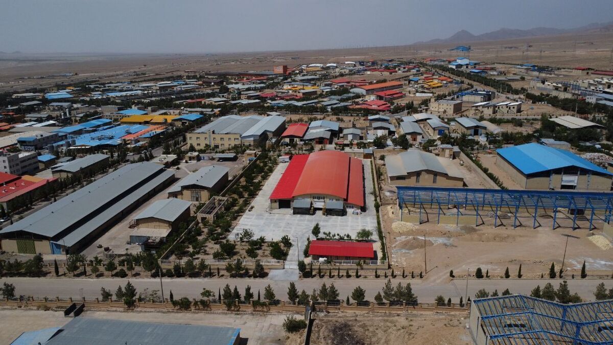 آزادسازی پنج هکتار از اراضی طرح‌های راکد صنعتی استان یزد