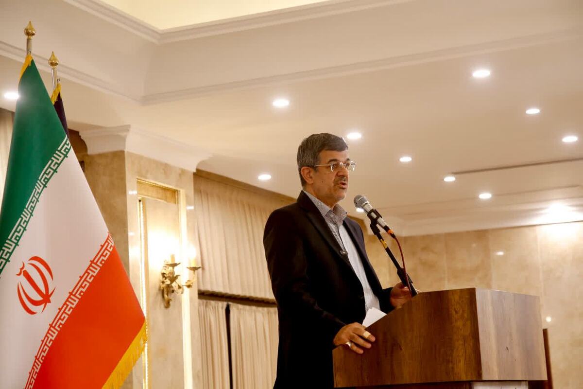 استاندار یزد: توجه به نقش خانواده در مقابله با هجمه‌های فرهنگی ضروری است