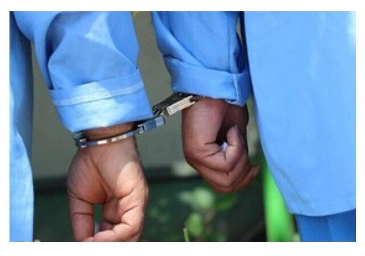 ۳ نفر از کارکنان شهرداری دورود و یک عضو شورای شهر دستگیر شدند