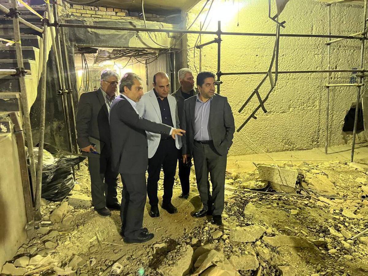 بازدید شبانه مدیرکل دفتر حوزه وزارتی وزارت ورزش و جوانان از ورزشگاه آزادی