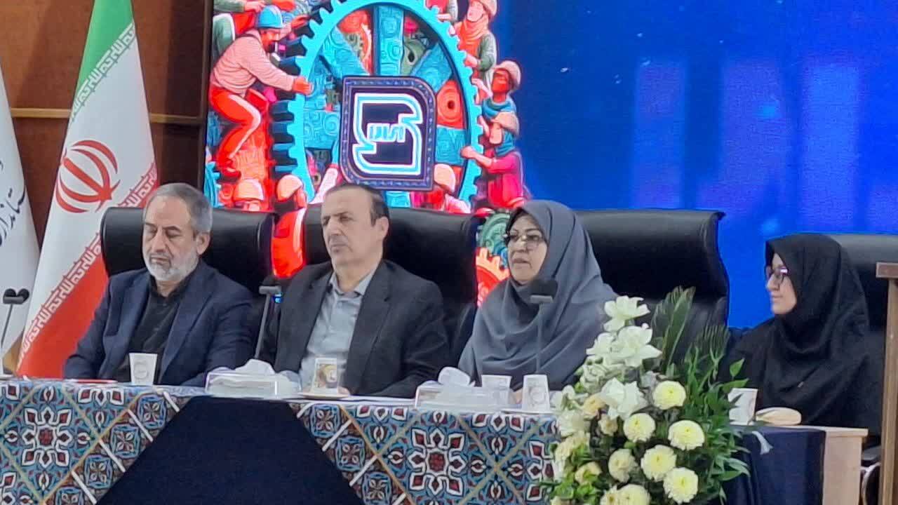 حذف موازی کاری در حوزه استاندارد در بخش تولید ضروری است حذف موازی کاری در حوزه استاندارد در بخش تولید ضروری است