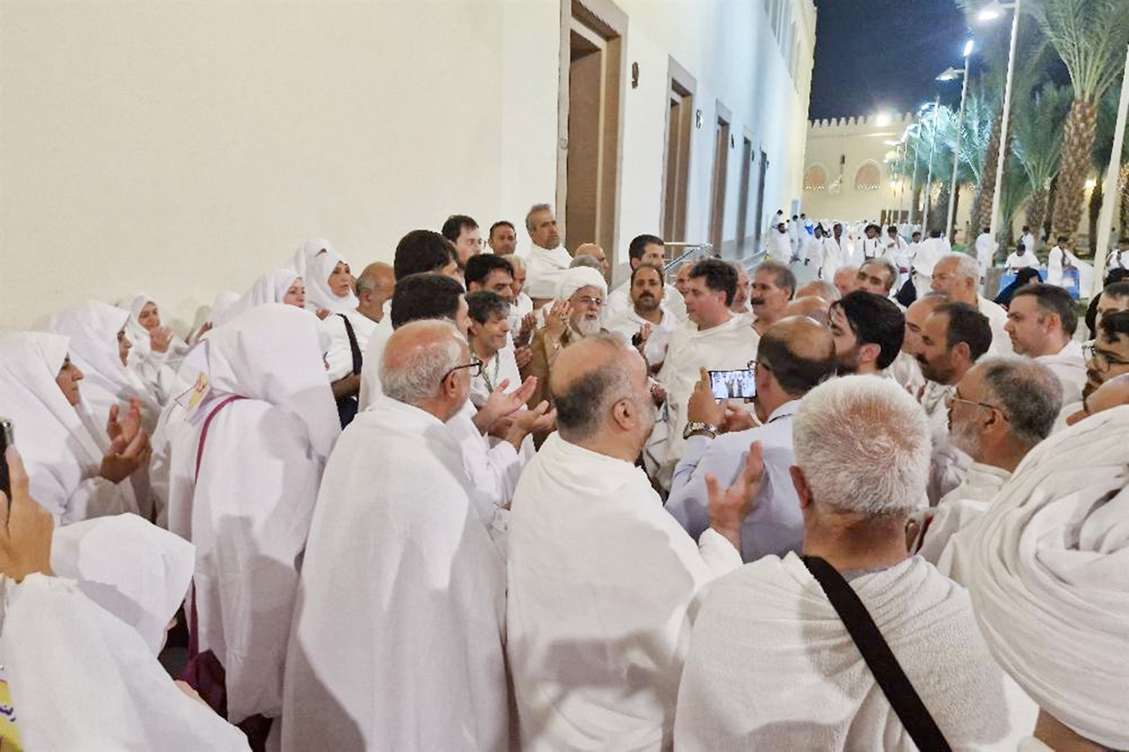 200 هزار زائر به حج تمتع و 200 هزار نفر به حج عمره اعزام می شوند