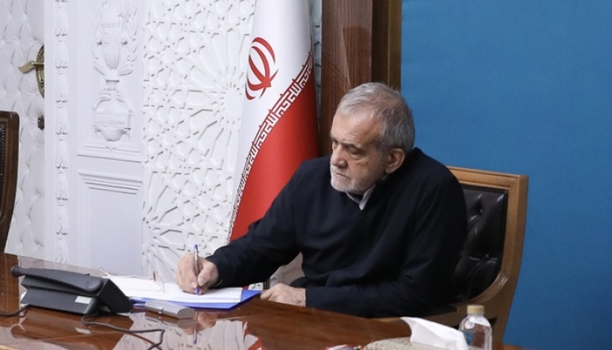 پیام تسلیت پزشکیان در پی درگذشت ۴ پاکبان زحمتکش در اثر تصادف