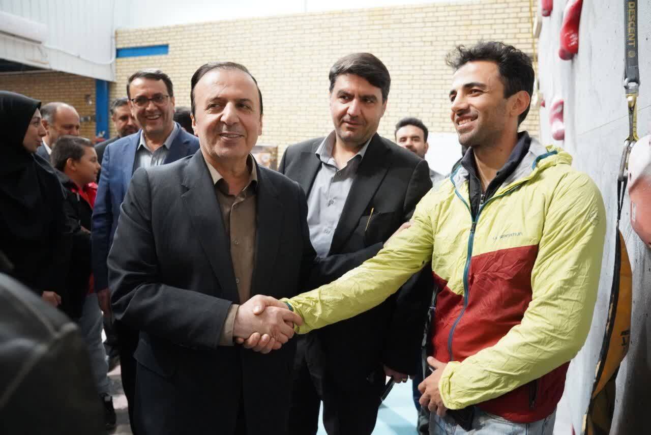 دستور استاندار قزوین برای استخدام قهرمانان سنگنوردی و یخ نوردی 