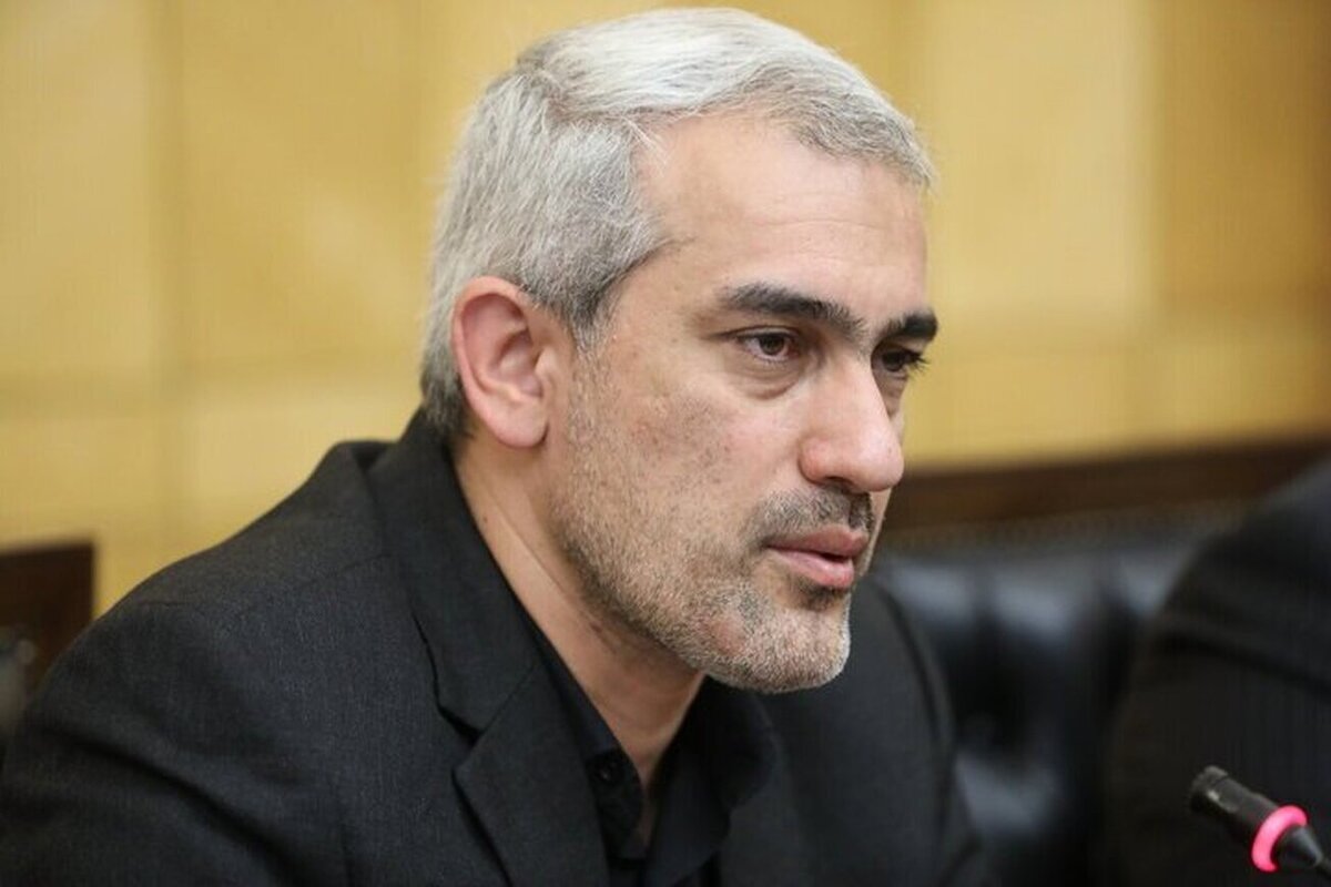 وزیر اقتصاد: تأکید نظام بانکی بر رشد عدالت‌محور و گسترش خدمات برای همه مردم است