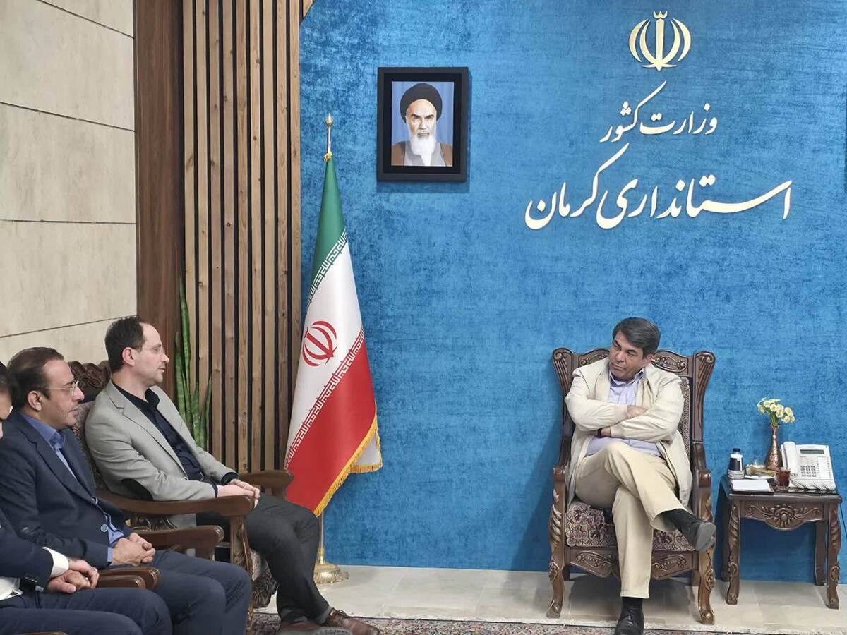 استاندار کرمان: باید فرصتی را فراهم کنیم که همگان پای در مسیر مشارکت بگذارند