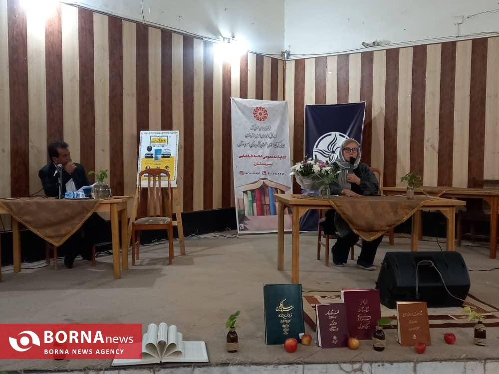 استقبال چشمگیر سروستانی‌ها از «سومین پر سیمرغ»؛ تأکید بر نقش کتاب و فرهنگ به‌عنوان نجات‌دهندگان امروز