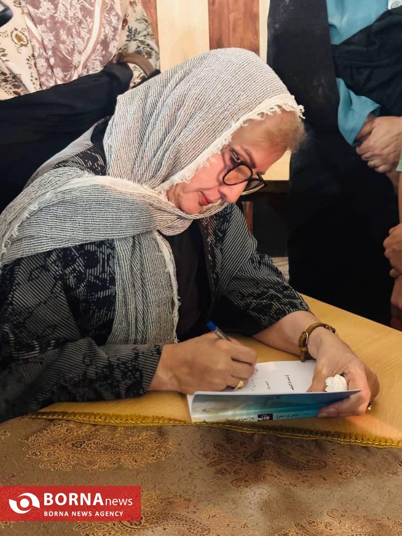 استقبال چشمگیر سروستانی‌ها از «سومین پر سیمرغ»؛ تأکید بر نقش کتاب و فرهنگ به‌عنوان نجات‌دهندگان امروز