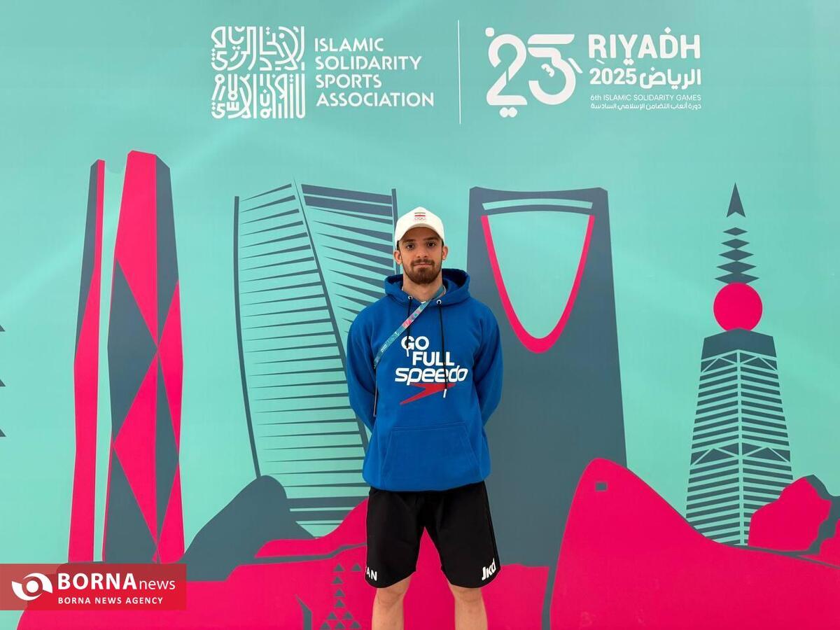 سینا غلامپور نماینده خراسان رضوی در ریاض/ تیم ملی شنا به ریاض رسید