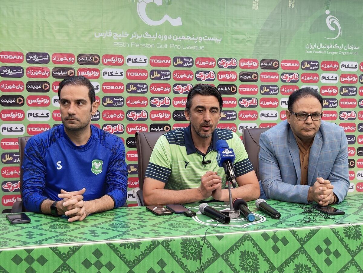 رحمتی : خیبر در ورزشگاه خانگی و در حضور هواداران به هیچ تیمی باج نمی‌دهد