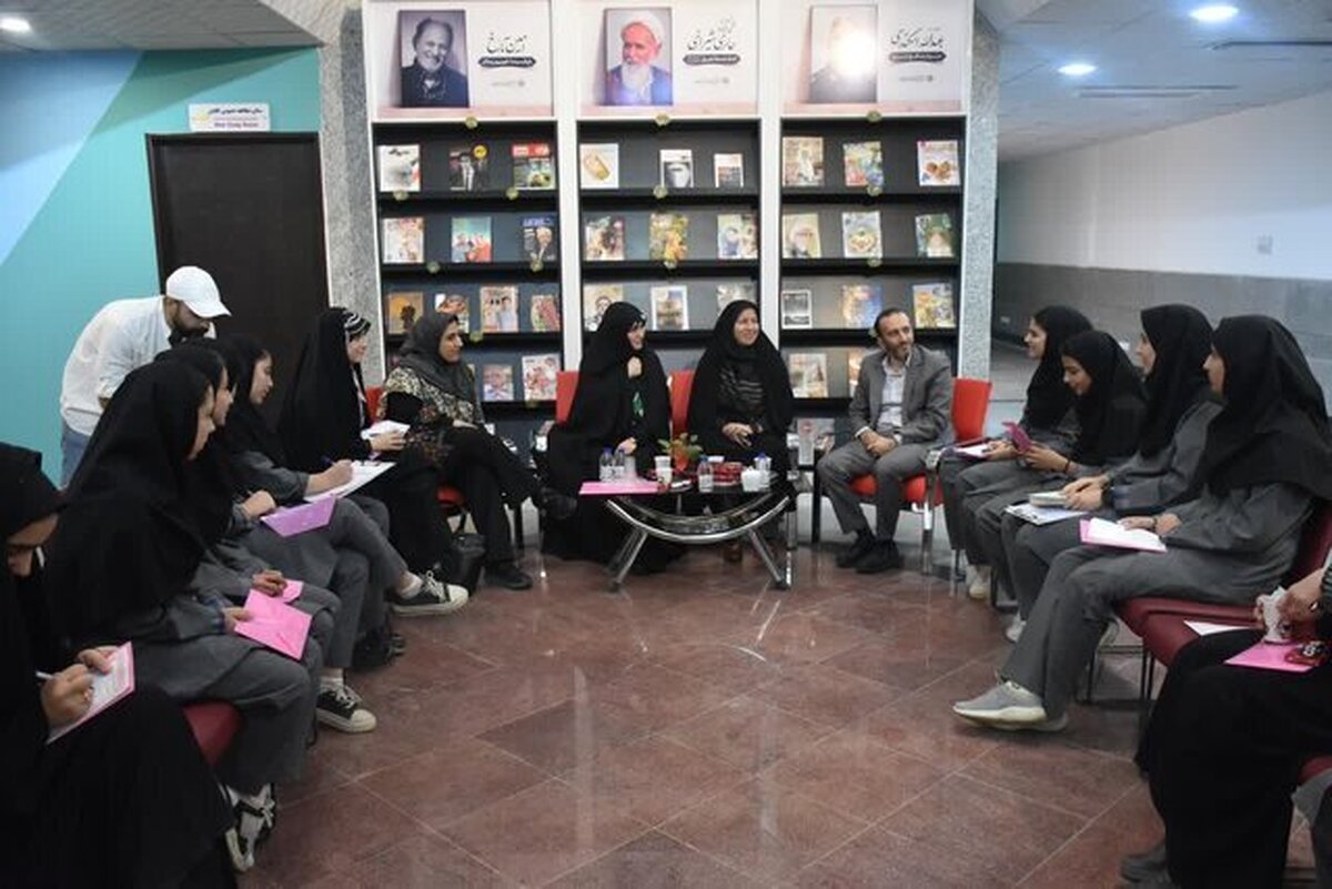 کتابچی: کتابخانه‌های عمومی می‌توانند پایگاه تعامل و هم‌افزایی بین‌نسلی باشند