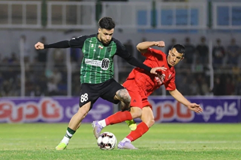 دیدار تیم های فوتبال خیبر  ـ تراکتور