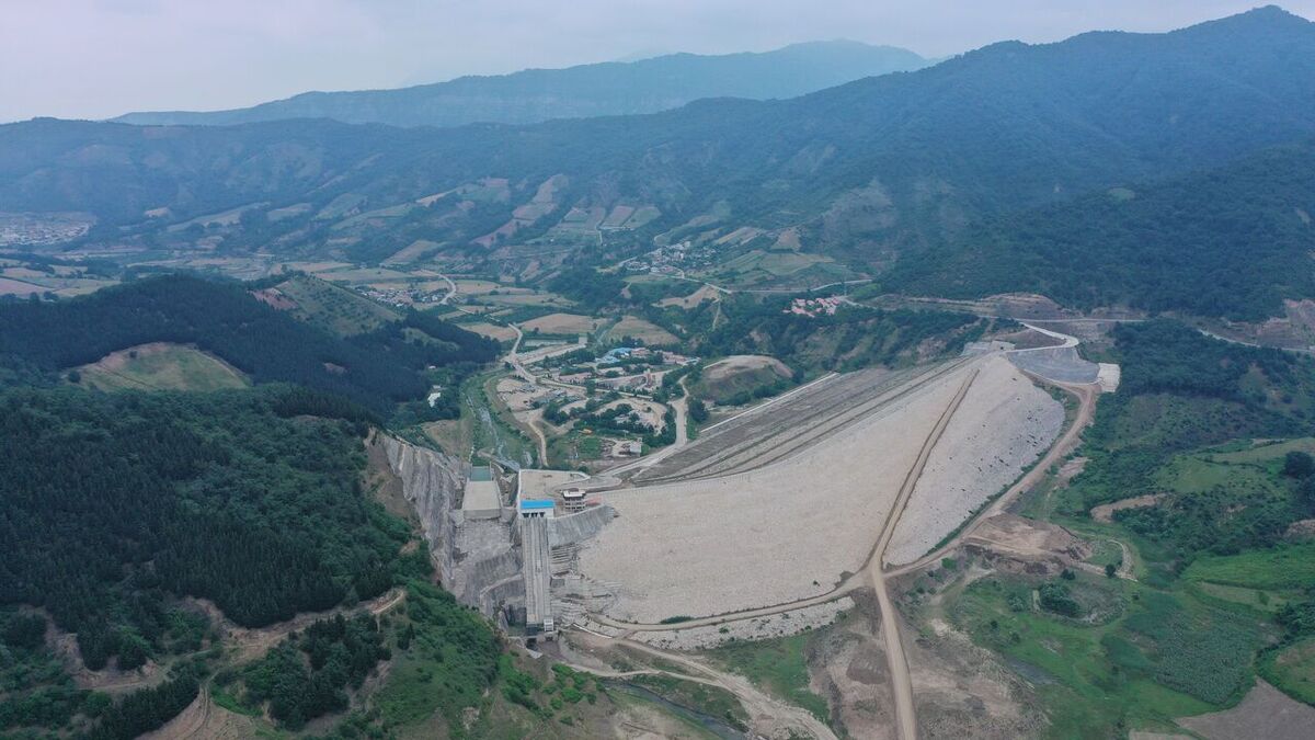 غول خاکی گلستان در آستانه آبگیری