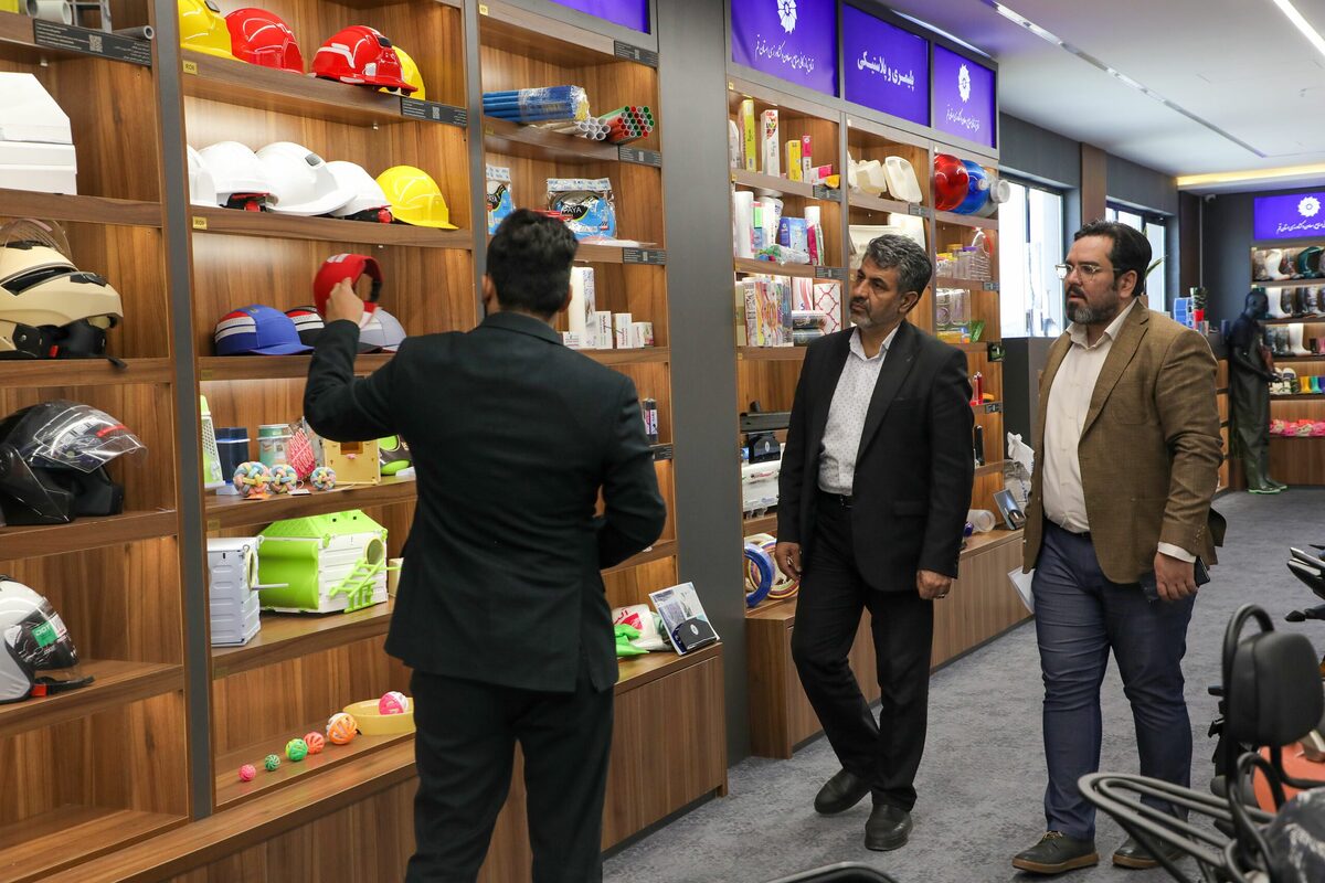 ظرفیت‌های صنعتی قم می‌تواند مبنای ایجاد انگیزه و اشتغال برای جوانان باشد